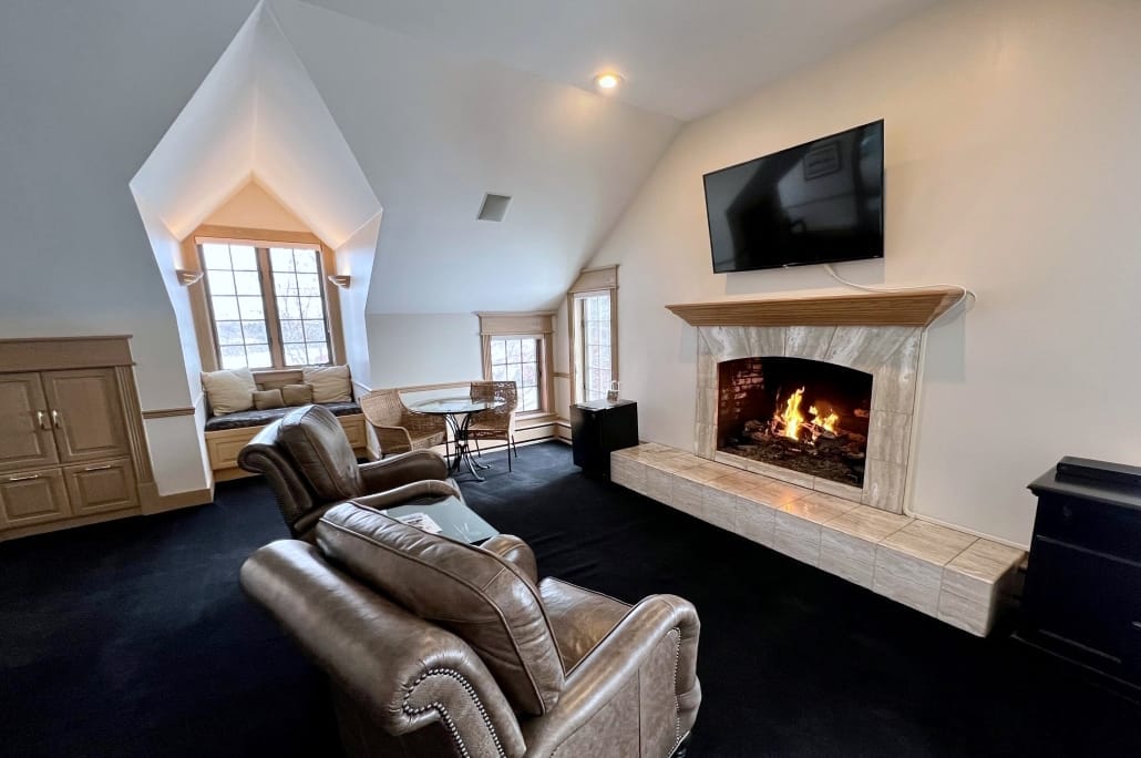 Diadem-Fireplace-2023-1030x684-1 Winter Wine Tasting on the Leelanau Peninsula 2