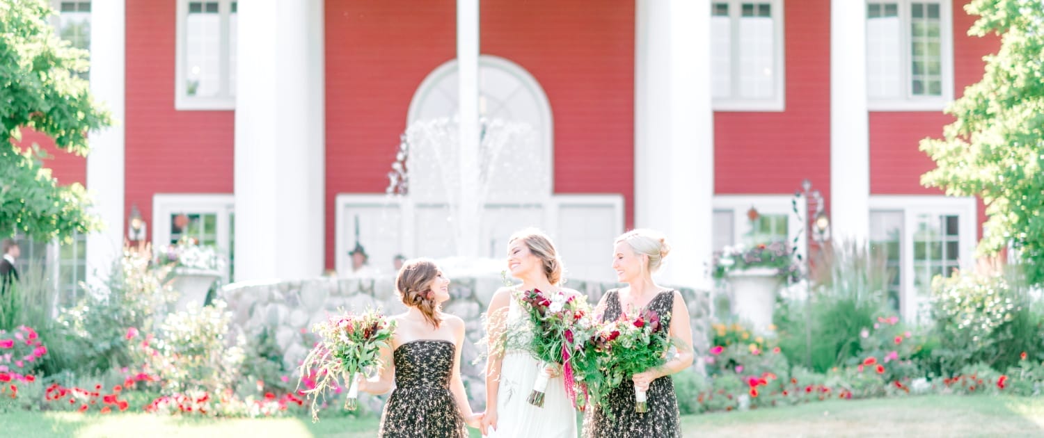 Weddings-Featured-Large What to Consider When Planning the Ultimate Wedding This Year! 2